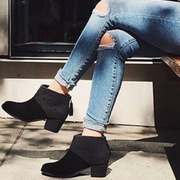 yeezy boost 700 womens